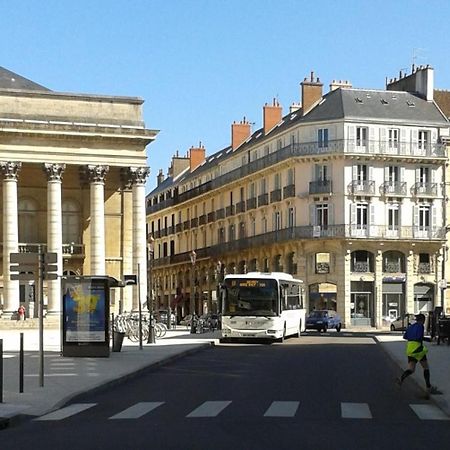 Theatre 12 - Dijon Hyper Centre Appartement T2 Face Musee, Monuments Et Restaurants Exterior photo